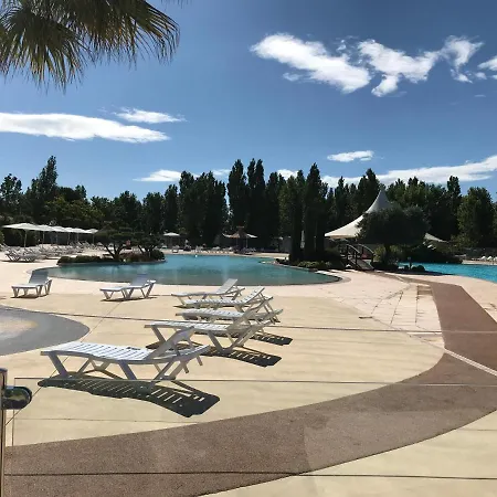 Camping La Carabasse 4* Campsite Vias